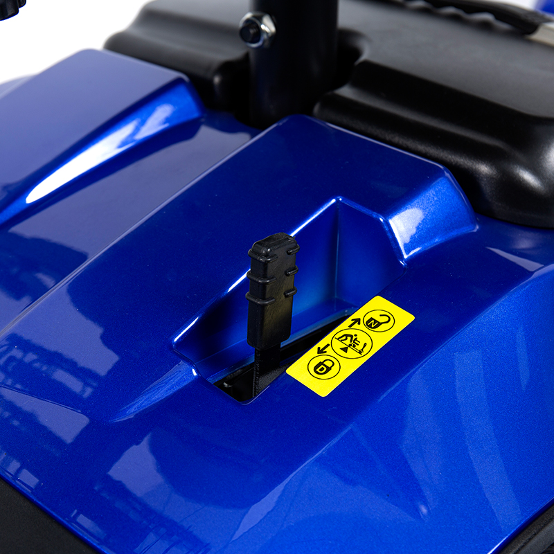 ঝুড়ি সহ YL-09B ফোল্ডিং 4-হুইল লাইটওয়েট মোবিলিটি স্কুটার