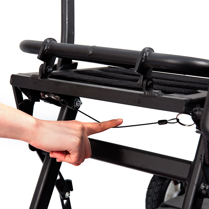 LED হেডলাইট, ঝুড়ি সহ সিনিয়রদের জন্য YL-211 4 চাকার পর্যটক ইলেকট্রিক স্কুটার