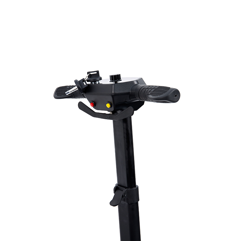 LED হেডলাইট, ঝুড়ি সহ সিনিয়রদের জন্য YL-211 4 চাকার পর্যটক ইলেকট্রিক স্কুটার