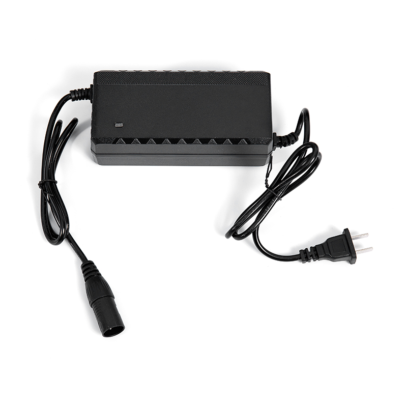 YL-985S 4 চাকার লাইটওয়েট পোর্টেবল ফোল্ডেবল ট্রাভেল ইলেকট্রিক চালিত স্কুটার